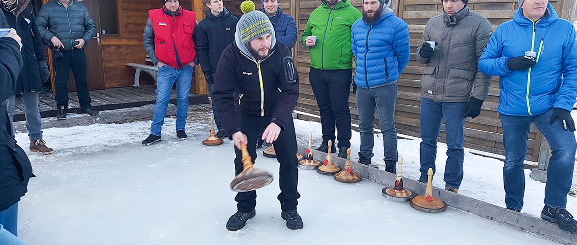 HAGEfit Eisstockschießen Eisstockschießen HAGE Mitarbeiter