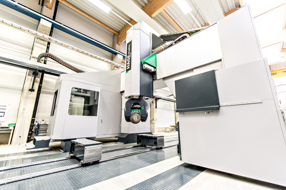 Portalfräsmaschine im HAGE Technologiezentrum Lohnfertigung Rührreibschweißen und Fräsen